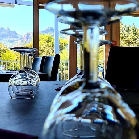Le Relais Des Lavandins Ле-Мюі Екстер'єр фото